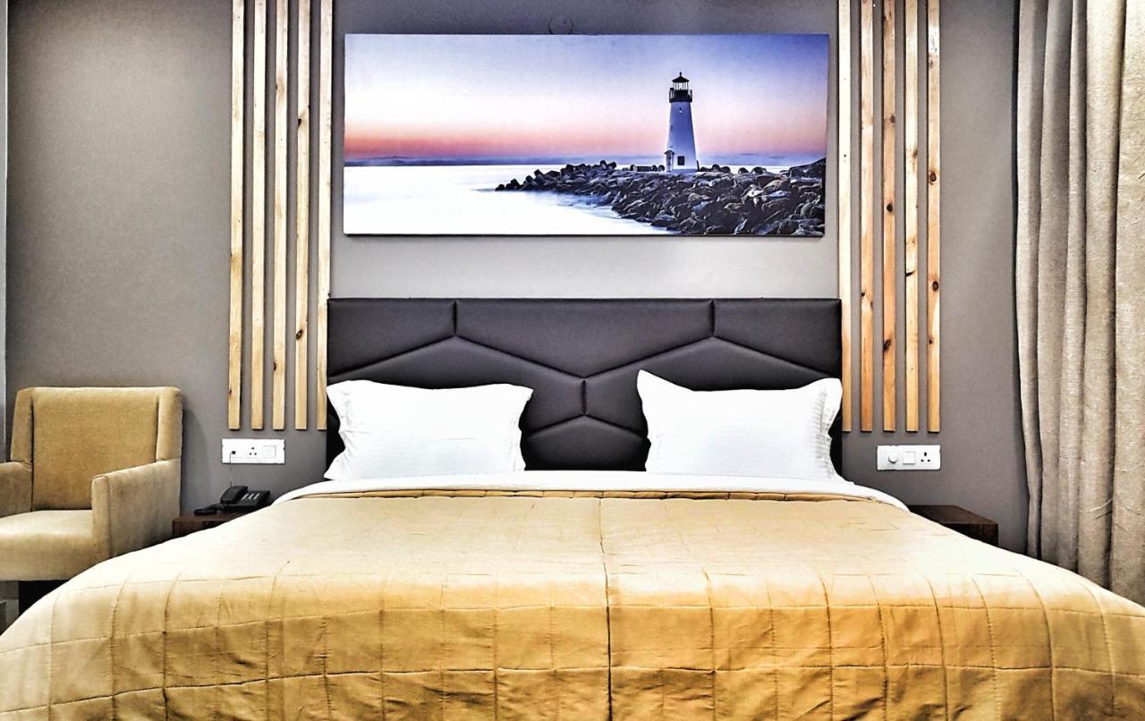 Hotel Aerocity Purple Orchid Nowe Delhi Zewnętrze zdjęcie