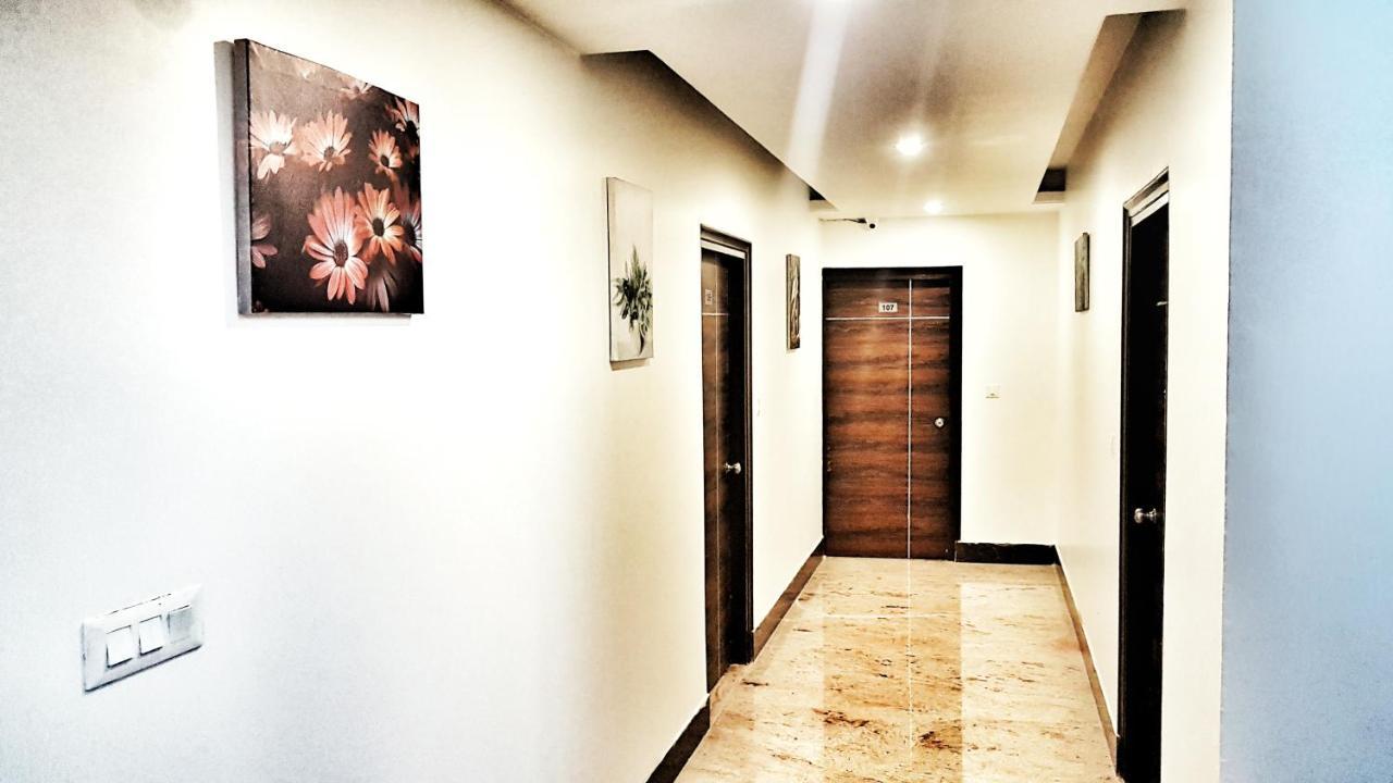 Hotel Aerocity Purple Orchid Nowe Delhi Zewnętrze zdjęcie