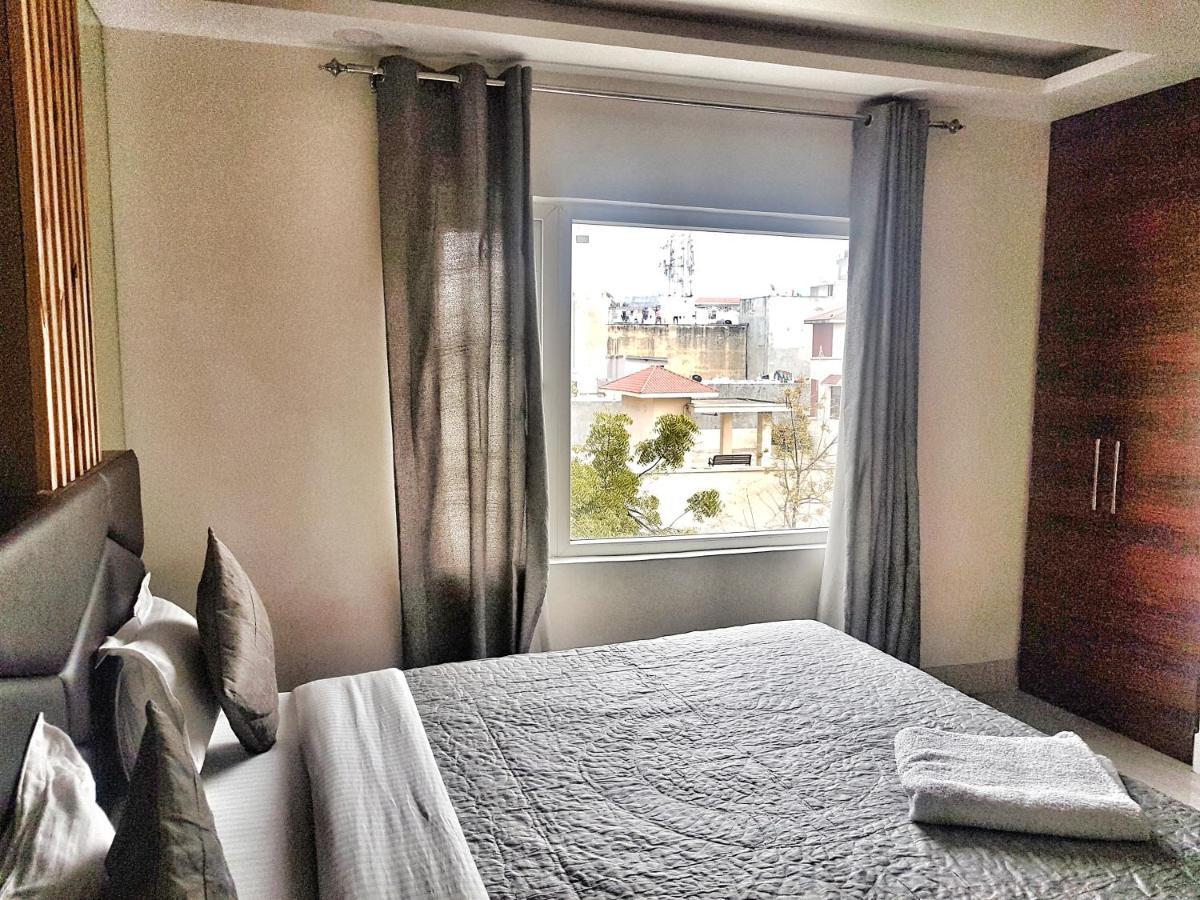 Hotel Aerocity Purple Orchid Nowe Delhi Zewnętrze zdjęcie